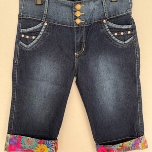Sand limited Stylish Denim Shorts with Colorful Cuffs